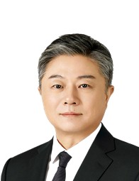 曾滨_2.jpg 曾滨_2.jpg